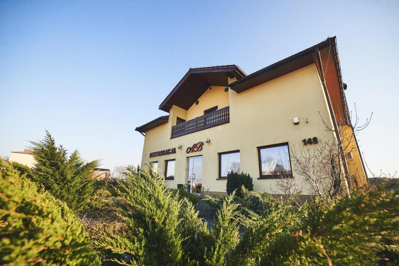טיצ'י Hotel Ab מראה חיצוני תמונה